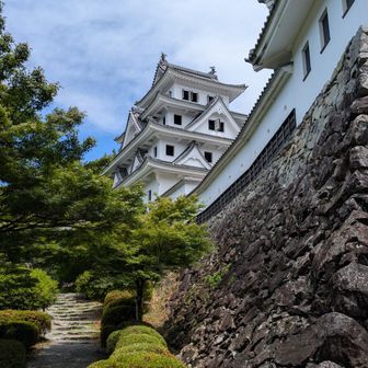 城内に入る時間はありません。