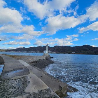 象鼻ヶ岬、海岸沿いを歩きます