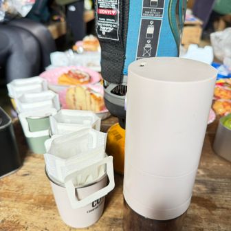 避難小屋で休憩
ひきたてのコーヒーや