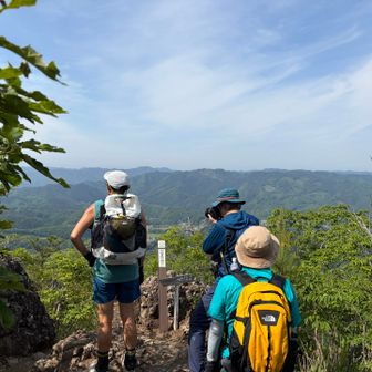 生瀬富士山頂
