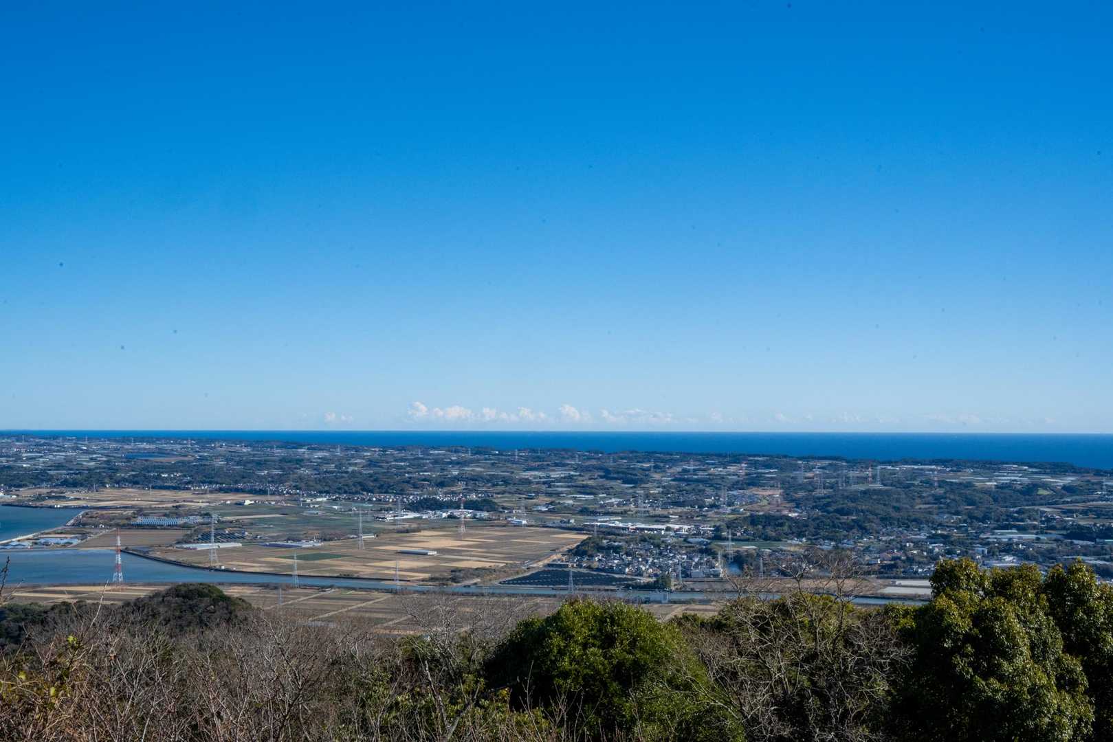 水平線と青空