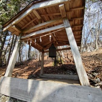 神社の鐘は珍しいです。