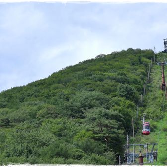 食べ終えて、次を目指します。
ちなみに榛名富士はロープウェイを使うと2分50秒で上り下り出来る模様・・・