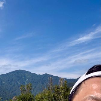 登頂🥳🙌
汗だくでまつ毛がマスカラ塗ったみたくなってる😂