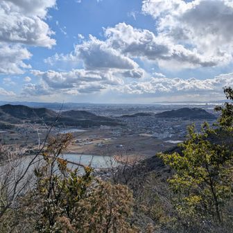 地徳山頂にて③：高砂市街方面