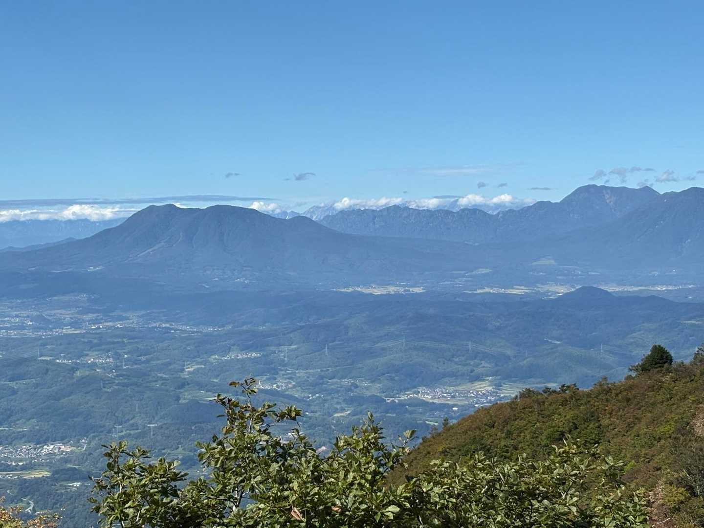 飯縄山と戸隠山