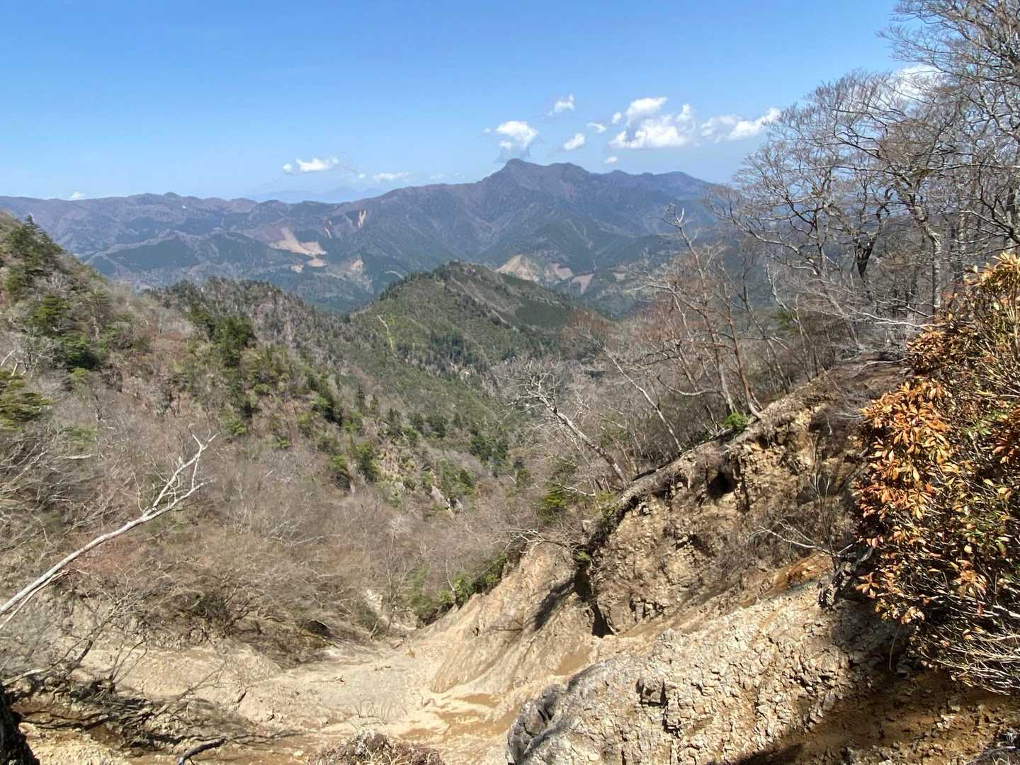 傾山が見えた‼︎
こちらも今年中には行きたいお山⛰️