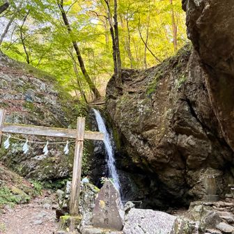 綾広の滝