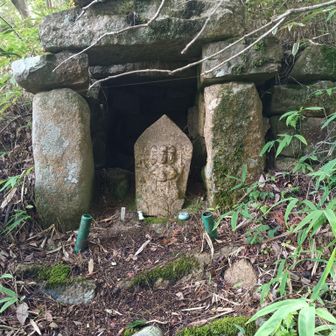 第11番石仏 深雪山霊場。あれ？12をスルーした💦