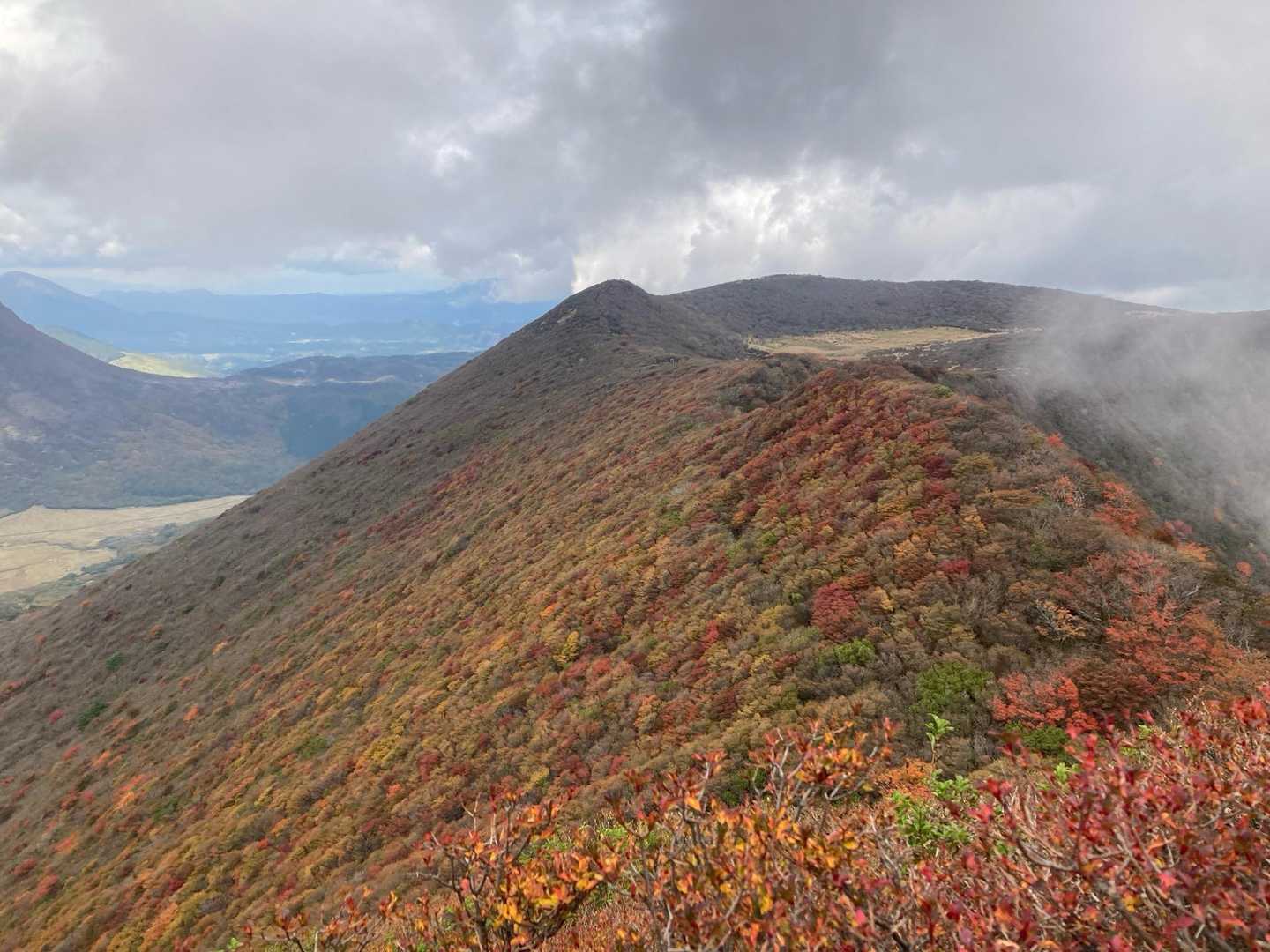 大船山山頂付近より