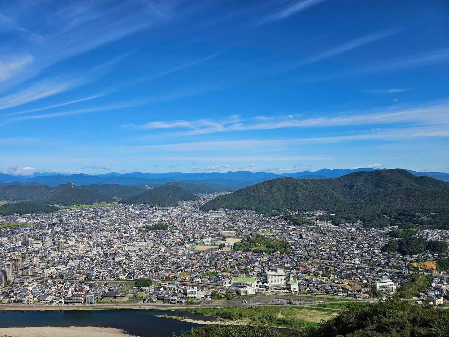 暑いけど秋の空