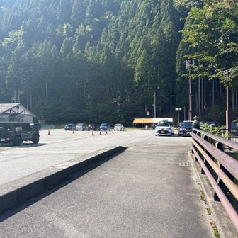 下山時もそんなに車多くなかった