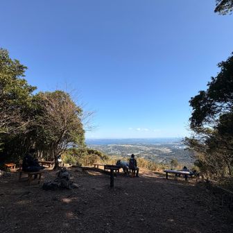 神石山