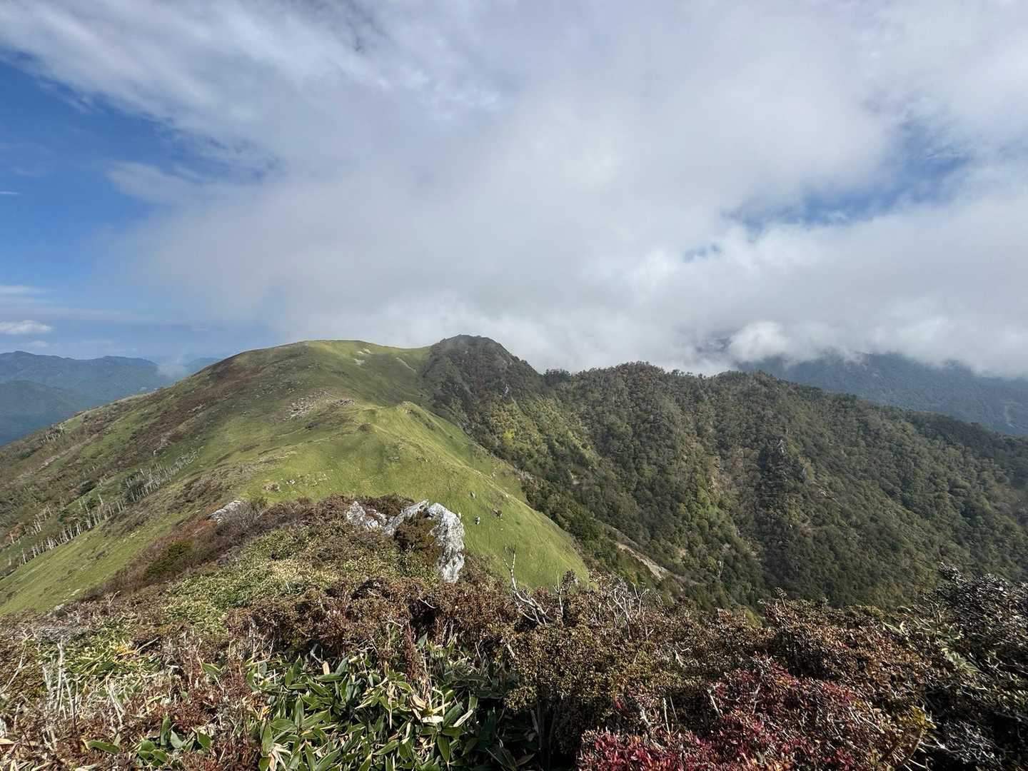 天狗塚登山口-第1ピーク-天狗塚 往復コースの写真