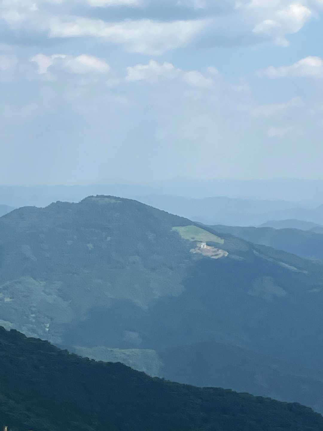 日名倉山⛰️のキレイな建物🏠