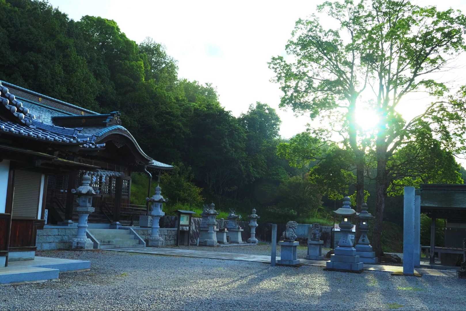 白山神社様