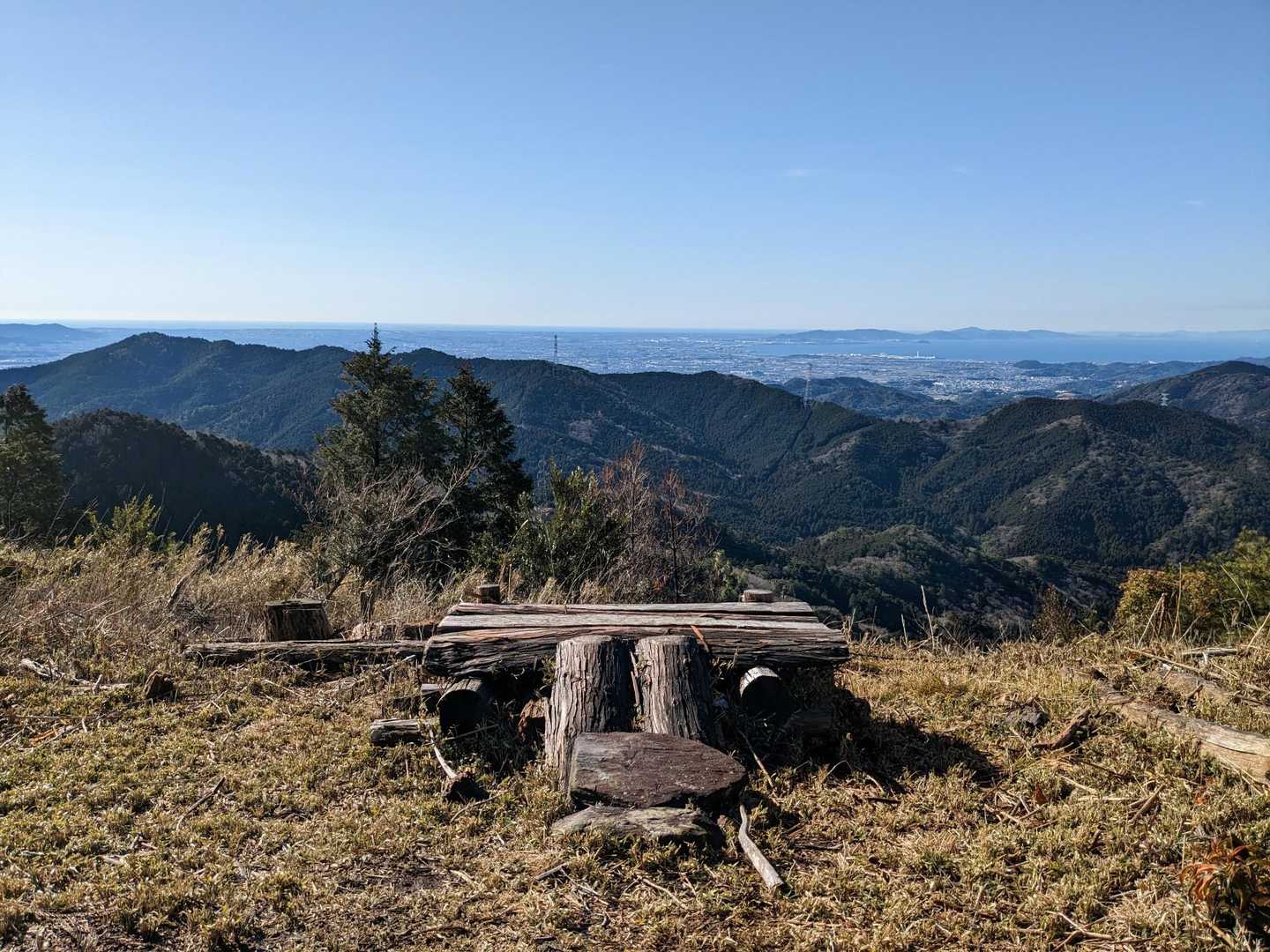 雨山山山頂の展望台！
ステージ？🤣