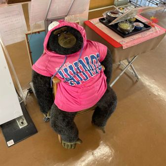 やる気ねー　店員さん