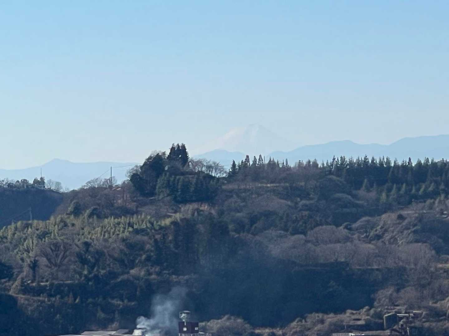薄らですが富士山見えました🗻