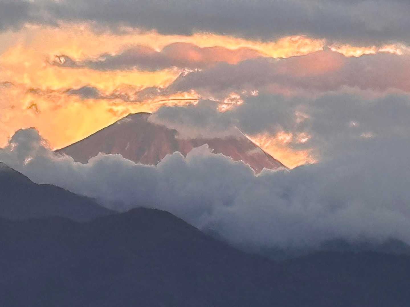 お‼️富士山こんにちは😃