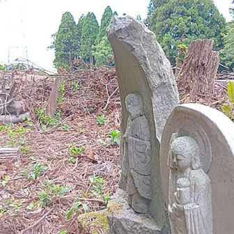この送電線の切り通しにもお地蔵様