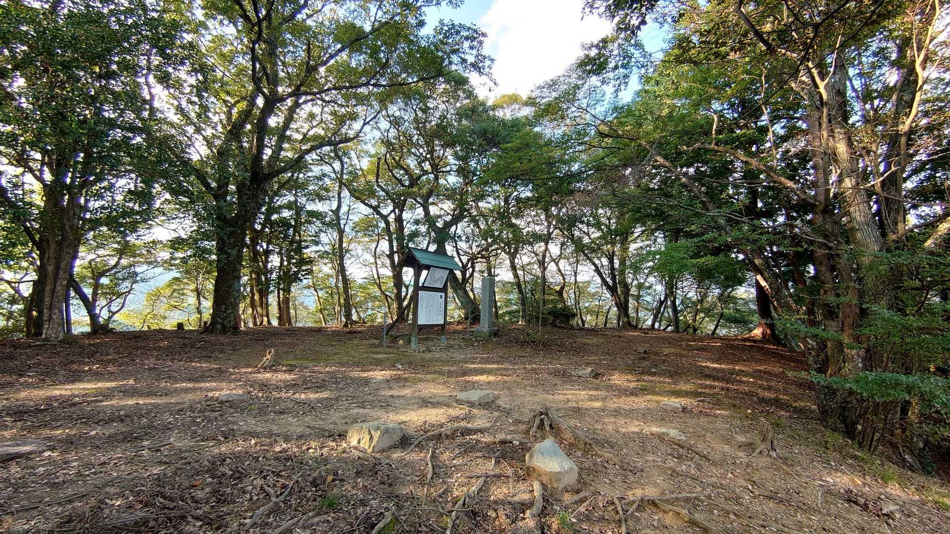 鴻ノ峰 山頂