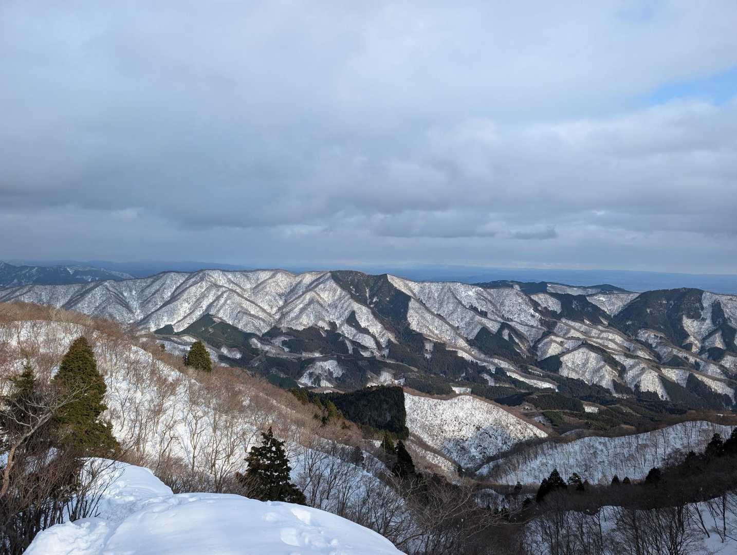 下山時も夕日に照らされて最高の眺望🤩