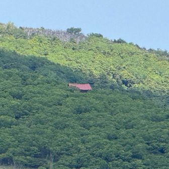黒岩からの石楠花荘