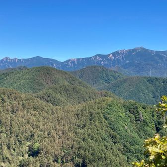金峰山と瑞牆山