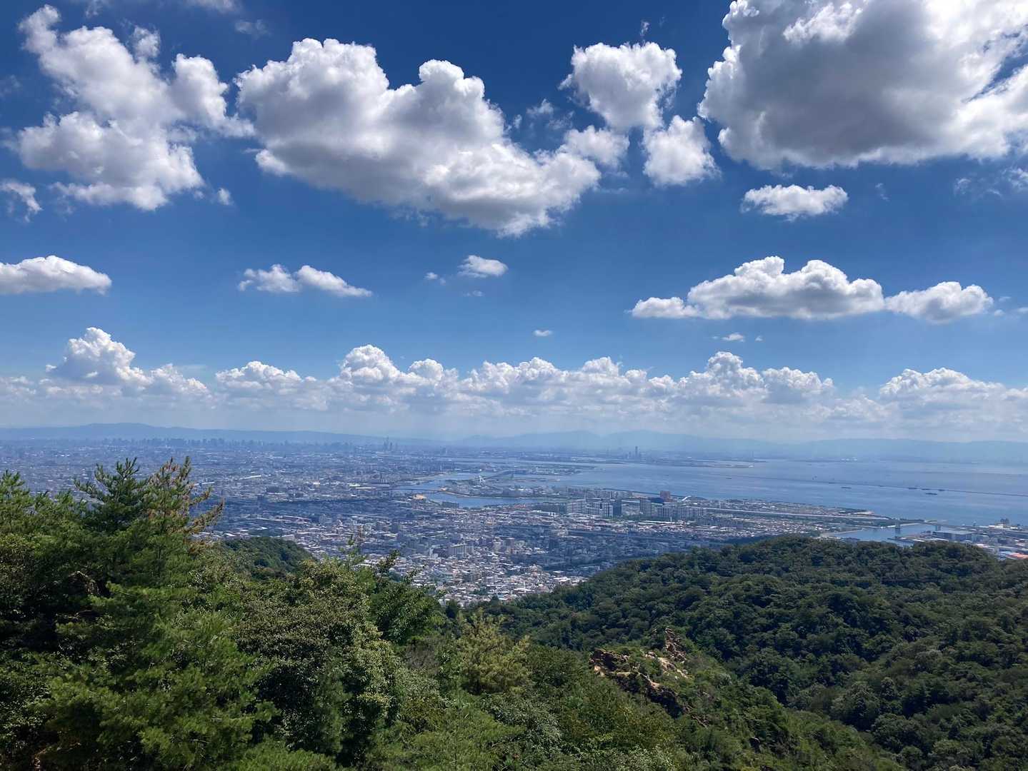 久々にスッキリと街並みが見えるのを見た気がする