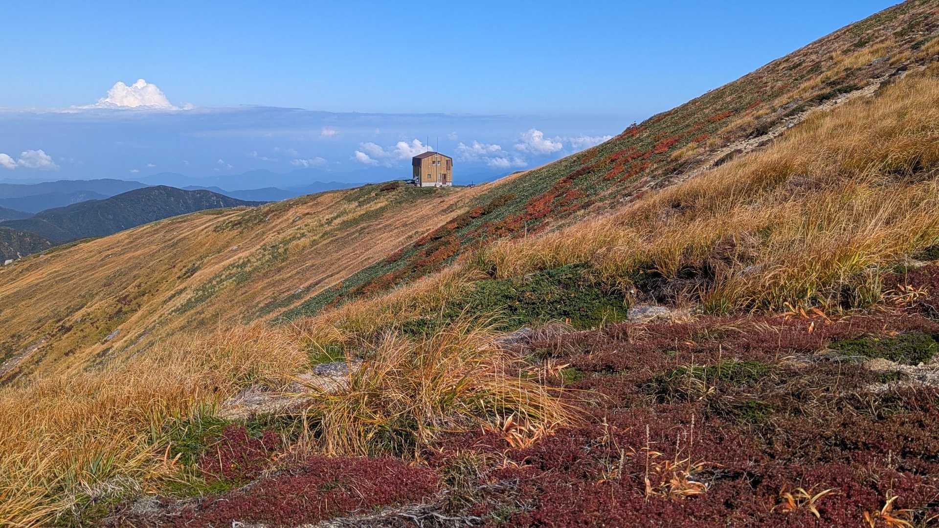 以東岳避難小屋