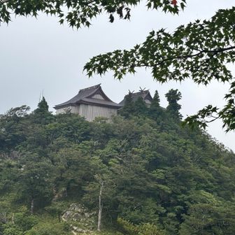 中岳の上宮が顔を表してくれました
ꉂꉂ˙˚ʚ(>ᗜ<*)ɞ˚˙