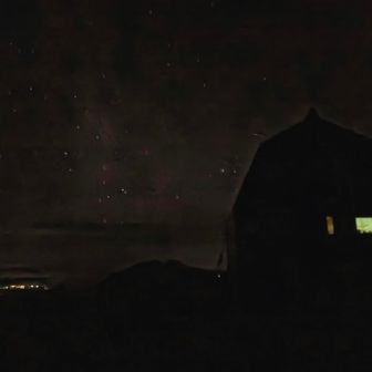 小屋と星空
iPhoneの方が綺麗だった🤔
使いこなせてないかな