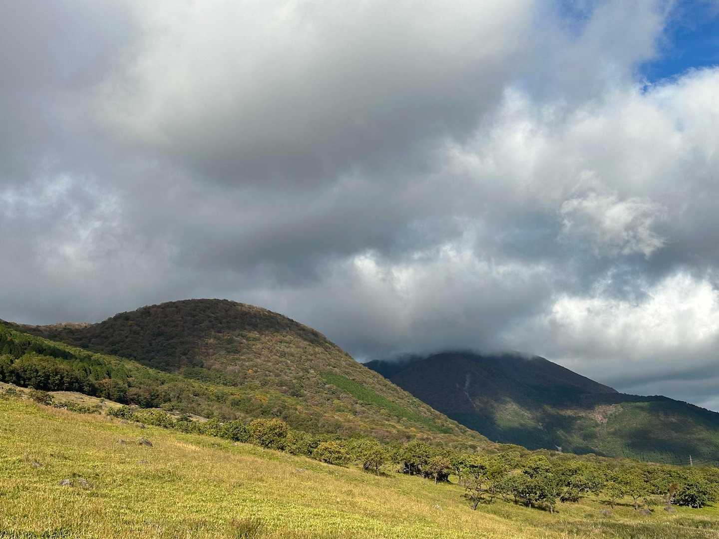 日向岳と鶴見岳