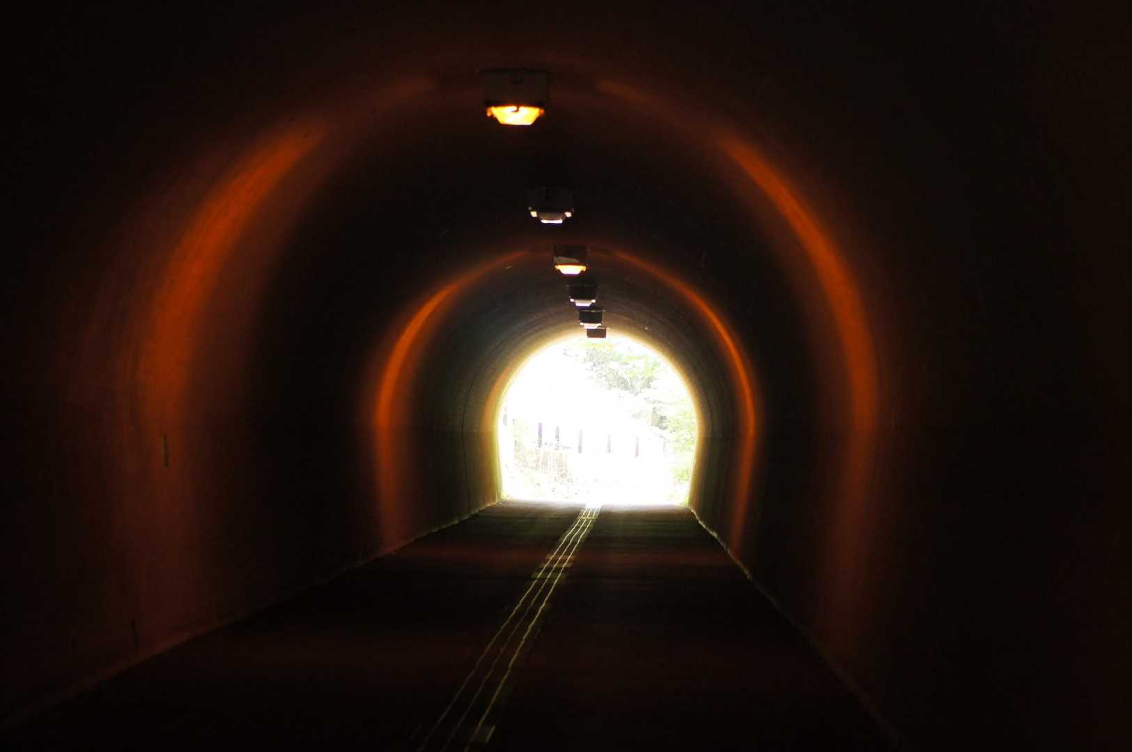 トンネルは初😊
ここを抜けたら坂を下りて駐車場です🍀