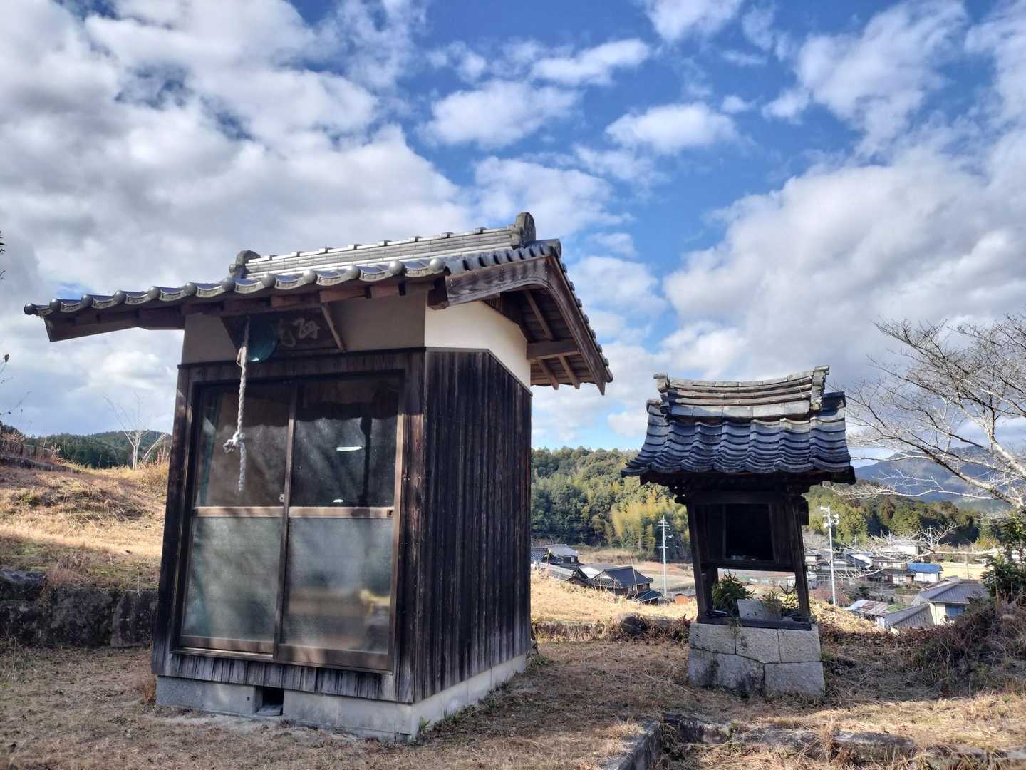 西光寺跡まで下山しました