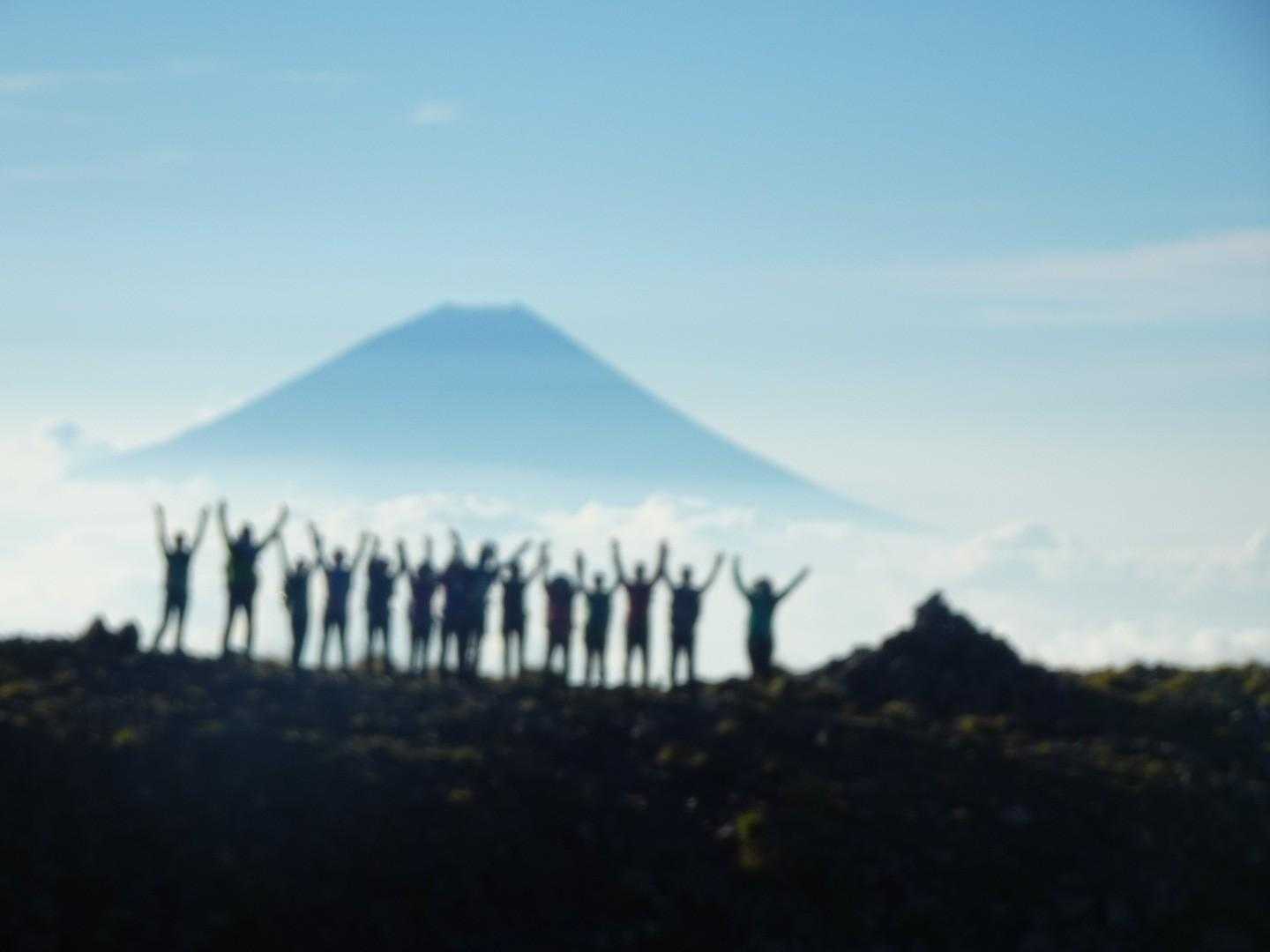 中白根山-間ノ岳-農鳥岳-農鳥岳 縦走コースの写真