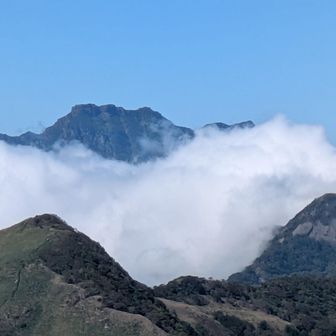 石鎚山アップ