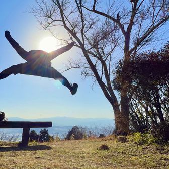 意外と人が沢山いたので、いい場所見つからず微妙な場所でしたがなんとか撮れました😆
今日は左太ももがびっくりするくらい攣りました💦
ストレッチしてからにしようと思ってましたが完全に記憶喪失してました
