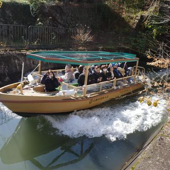 びわこ疏水船上り1艘目　