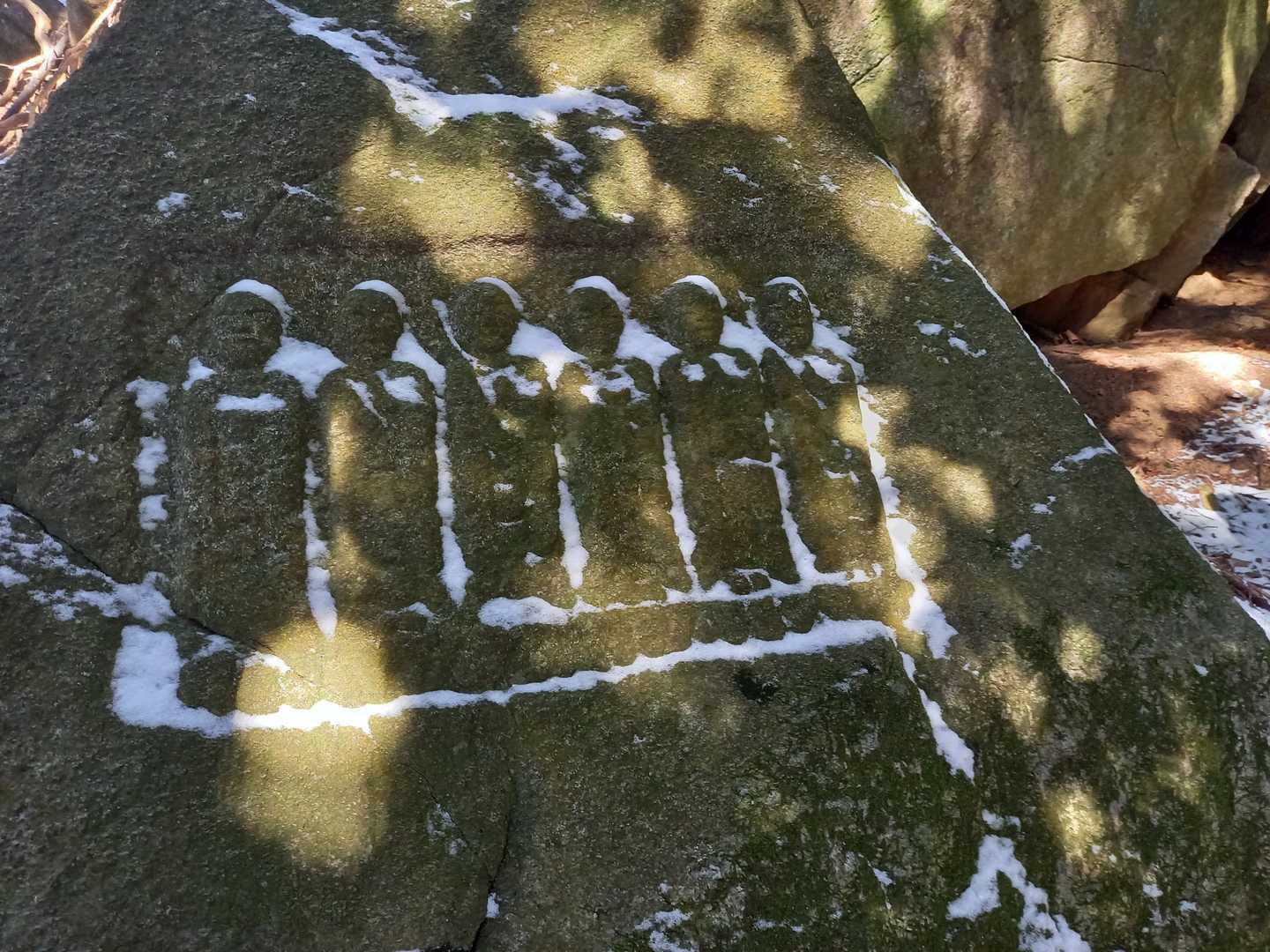 『六地堂』
