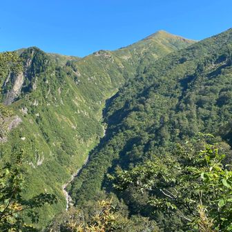 6合目から見える天狗岩👺