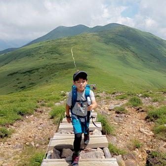 登山少年くろまる