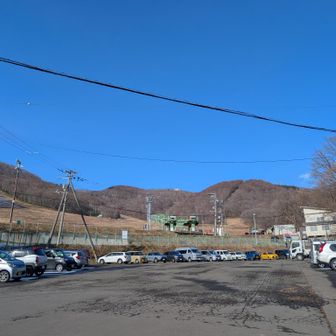 お疲れ様でした

山中でお話しさせていただいた80歳スーパーおじいちゃんと駐車場で再び会う🚶‍➡️🚶
おじいちゃんがいちばん輝いてたわ！素敵✨️✨️