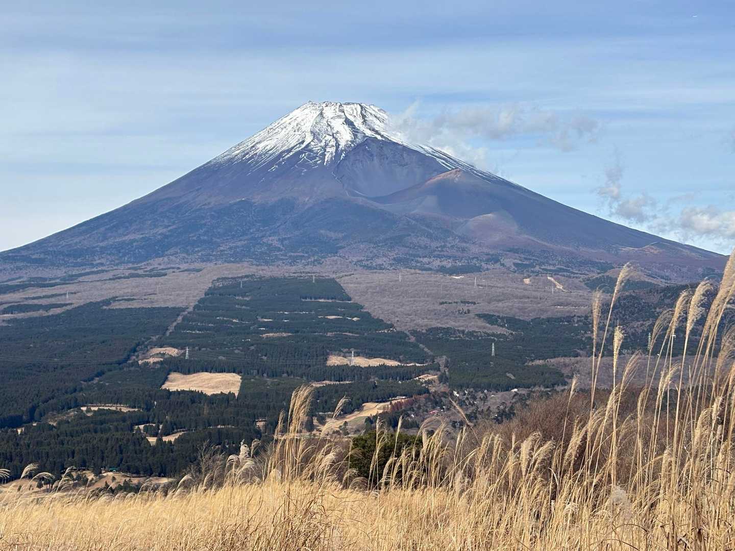 振り返ると富士山