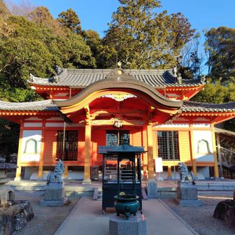 奥之院にももちろんお参り。