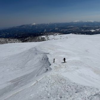 真🌈さんももう少しで中岳登頂