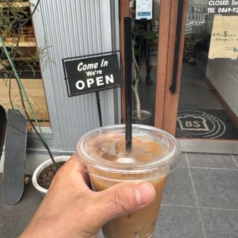 パン屋さんで休憩