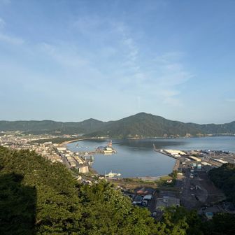 みんな朝や❗️起きるんやで‼️