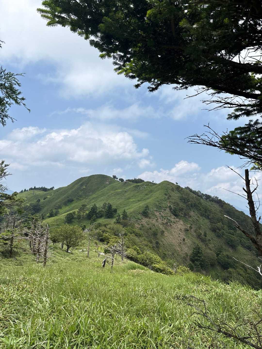 寒峰が目の前に見えてきました